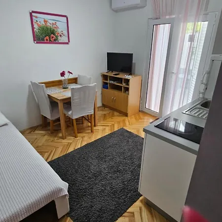 Апартаменти Adriatic Sea View *