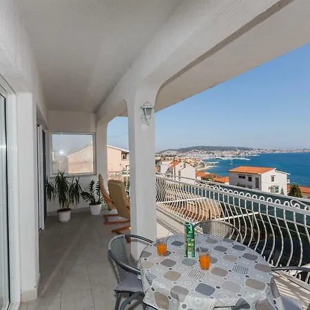 Апартаменти Adriatic Sea View