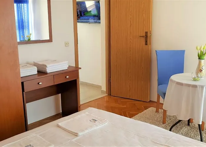 Adriatic Sea View Apartment *
