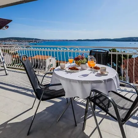 Lägenhet Adriatic Sea View Trogir