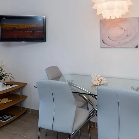 Apartman Adriatic Sea View *