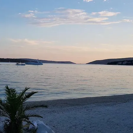 Adriatic Sea View Apartment *